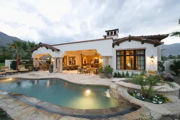 HomeSeekers Realty